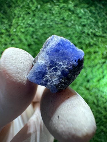 Lovely tanzanite crystal with - crystal,