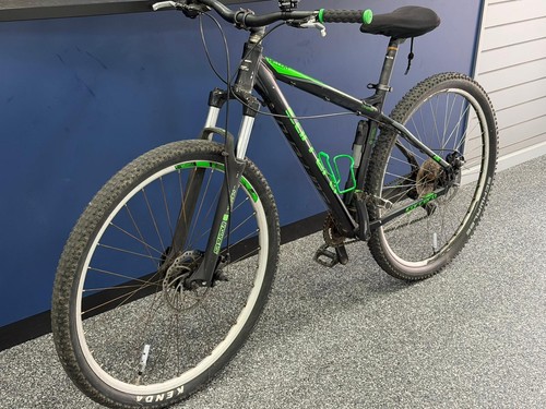 Carrera hellcat mountain bike - mountain,