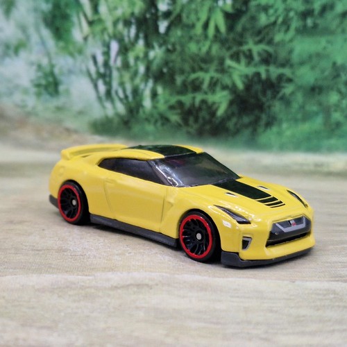 Hot wheels nissan skyline - '17,