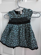 Strawberry Faire Round Neck