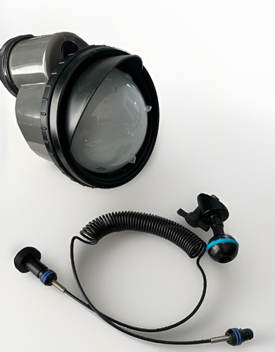 Inon 330 underwater strobe - inon,