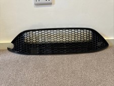 Ford Focus ST-3 2015-2018 Front Bumper Grill Black