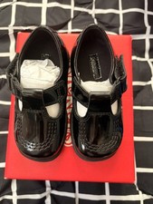 Kickers's NEW with box girls Fragma T-Bar Patent Leather Shoes Size Uk 5 (EU 22)