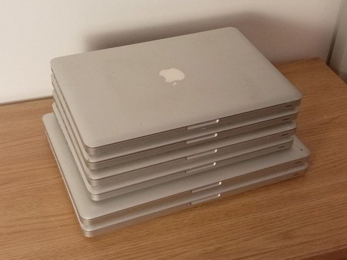 Job lot apple macbook - job,