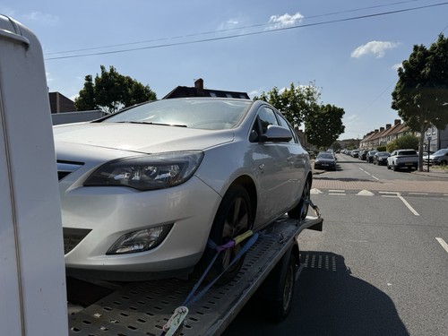 Breaking 2012 vauxhall astra - 2012,