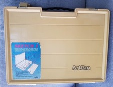 Vintage Flambeau ArtBin Sketch 1 Art Bin, Sturdy Art Box with Brush Springs