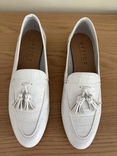Office white leather tassle - white,