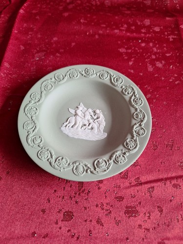 Pretty green wedgewood small - pretty,