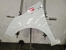 RENAULT CLIO IV 2013 LEFT FRONT WING PASSENGER SIDE 5 DOOR HATCHBACK 631017984R