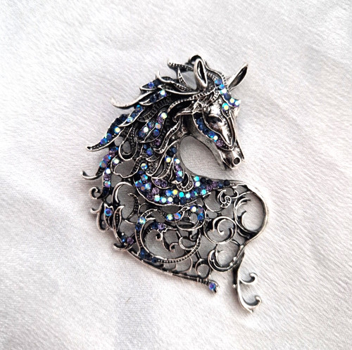 Horse head brooch rhinestone - head,