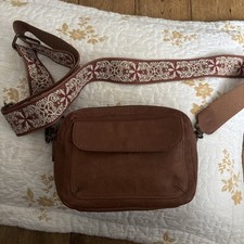 Fat Face The Oslo Camera Bag handbag shoulder brown leather BNWOT   RRP £75 