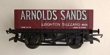 Hornby  OO Gauge 5 Plank Wagon Arnolds Sands
