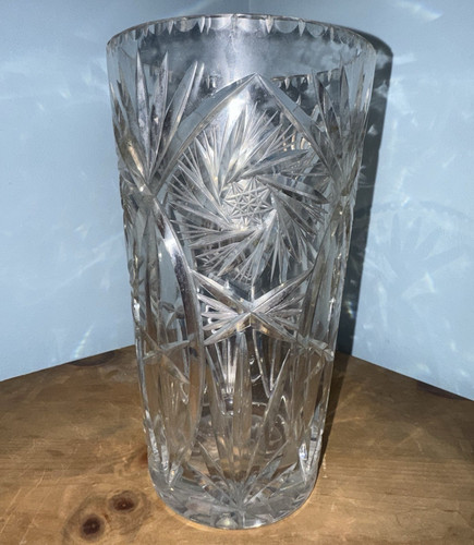 Clear cut glass vase starburst - clear,