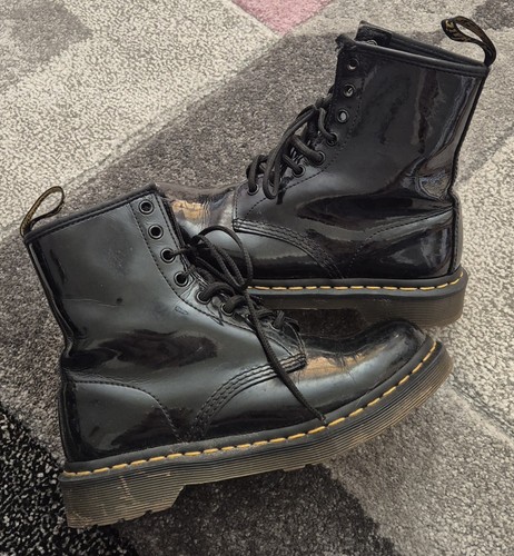 Martens 1460 aw501 hole - dr,