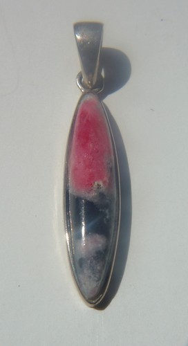Tugtupite stone crystal - tugtupite,