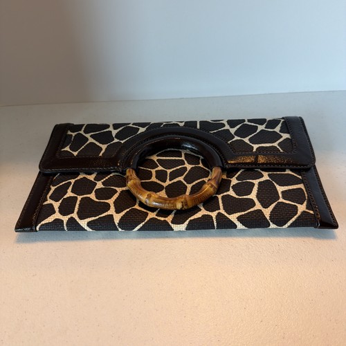 Banana republic giraffe - banana, print