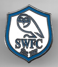 Sheffield Wednesday Enamel Football Pin Badge  (ref: W&W001)