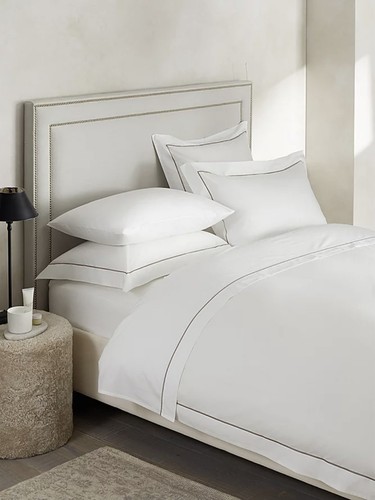 The white company savoy - the,