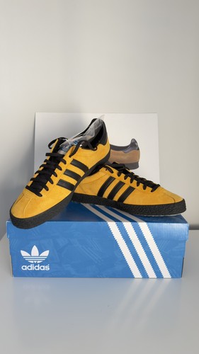 Bnwt adidas jamaica - bnwt,