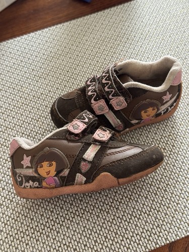 Dora the explorer - explorer, toddler