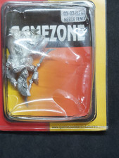 Gamezone Fantasy Mini 28mm Elf Hero w/Phoenix Pack.