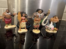 Disney Store Moana 7 figure