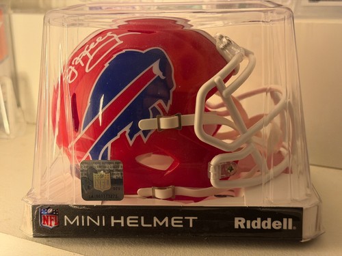 Jim kelly signed riddell - jim,