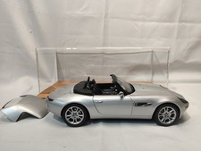 2000 Kyosho James Bond The World Is Not Enough BMW Z8 1/12 Scale Has Issue