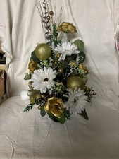 Grave Vase Cemetery Pot Front Facing Xmas Faux flowers Arrangement memorial