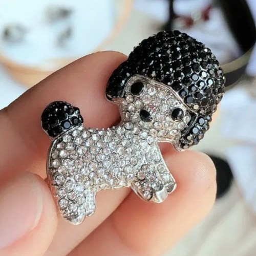 Black clear rhinestone - &,