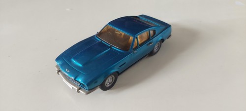 Western models aston - models, martin