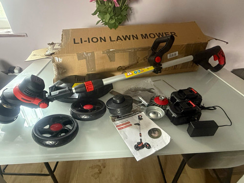 Cordless strimmer with - cordless, wheels