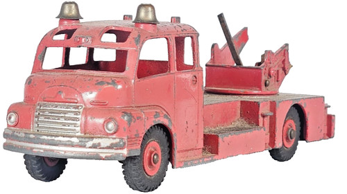 Dinky supertoys 956 - dinky, scale