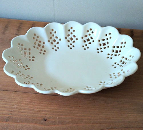 Vintage royal creamware - royal, oval
