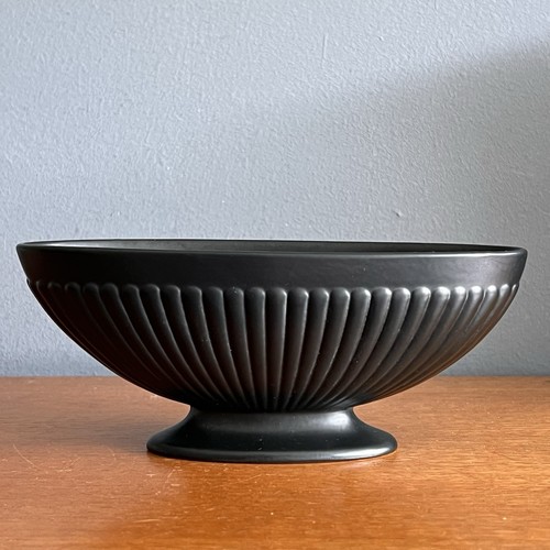 Vintage wedgwood black ribbed - vintage,