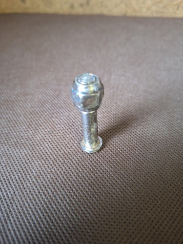 Vintage chrome seat - chrome, bolt