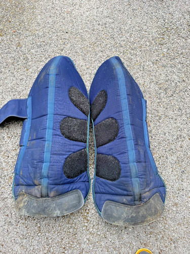 Full blue hind padded - full,
