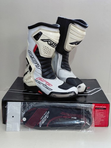 Rst pro series motorcycle race - pro,