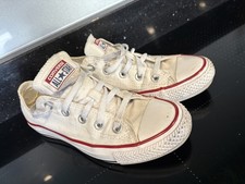 Women’s Converse ‘chuck