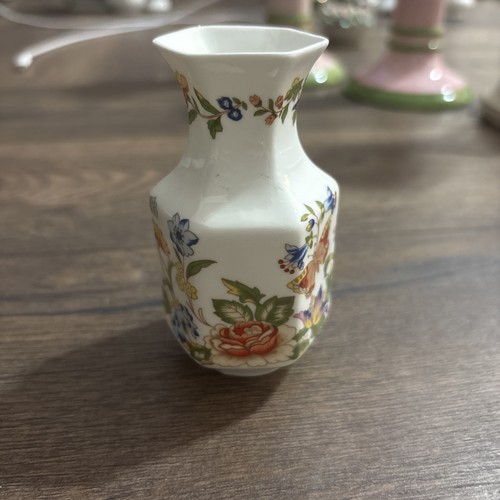 Ainsley small vase fine bone - small,