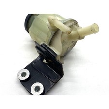 Mercedes X Class Power steering fluid bottle X250 2018