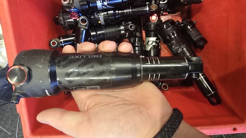 Rockshox deluxe select rear - rockshox,