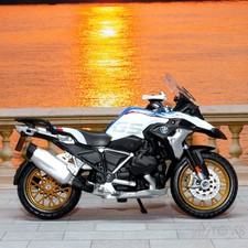 Maisto BMW R1250 GS Red/White/Blue  Scale 1:18 Model Toy Motorcycle Motor Bike