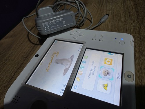 Nintendo 2ds white red with - nintendo, white/red