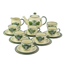 Poole Pottery, Grapevine, 6 Place Tea Set