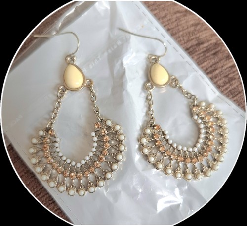 Shaped dangly earrings with - dangly,