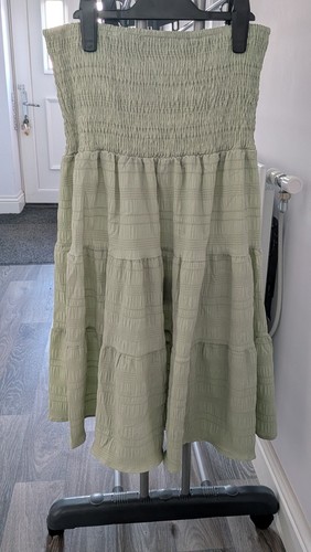 Women plain textured ruffle - women's,