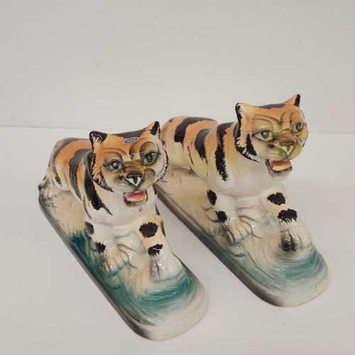 Vtg japan pair tiger bookends - japan,