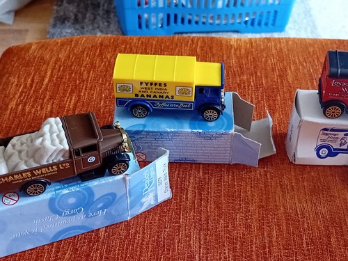 Corgi diecast model cars - corgi,