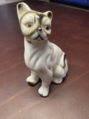 Vintage porcelain cat figurine - vintage,